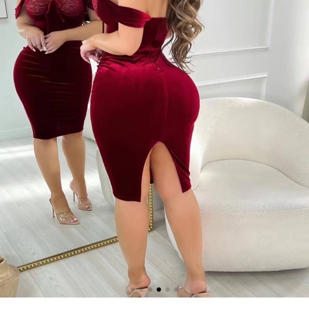 Elegant Burgundy Velvet Dress
